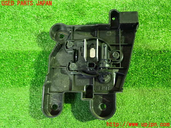 1UPJ-9239061182]セレナ e-POWER(GFC28)左フォグ 中古_2