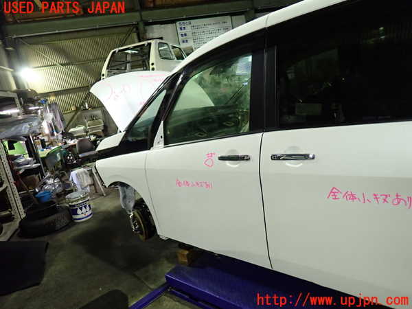 1UPJ-9239061260]セレナ e-POWER(GFC28)左前ドア 中古 AGC M2H3 43R-00033_2