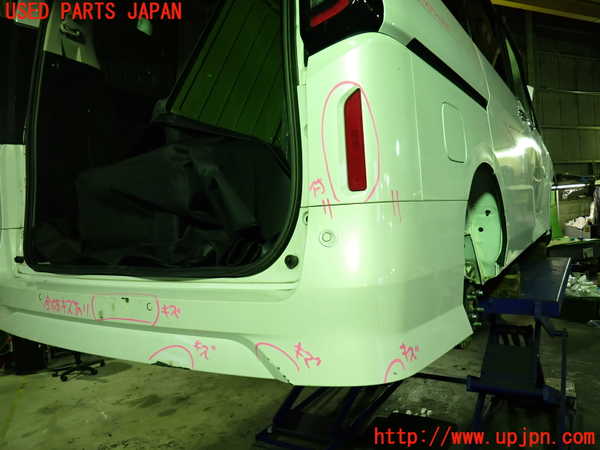 1UPJ-9239061610]セレナ e-POWER(GFC28)リアバンパー 中古_2