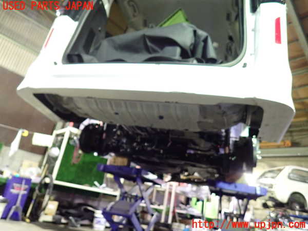 1UPJ-9239061610]セレナ e-POWER(GFC28)リアバンパー 中古_5