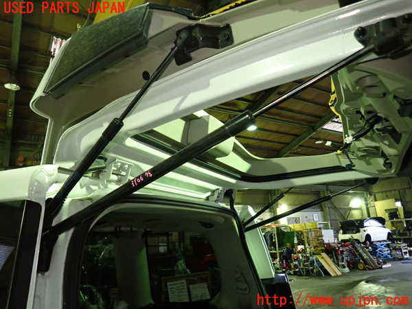 1UPJ-9239061584]セレナ e-POWER(GFC28)リアゲートダンパー 中古_2