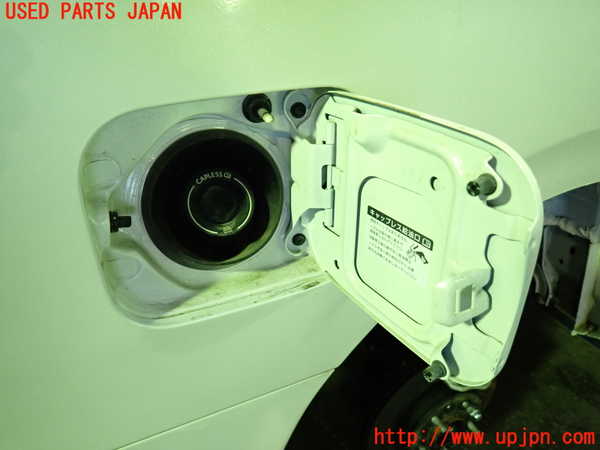 1UPJ-9239061690]セレナ e-POWER(GFC28)フューエルリッド 中古_2