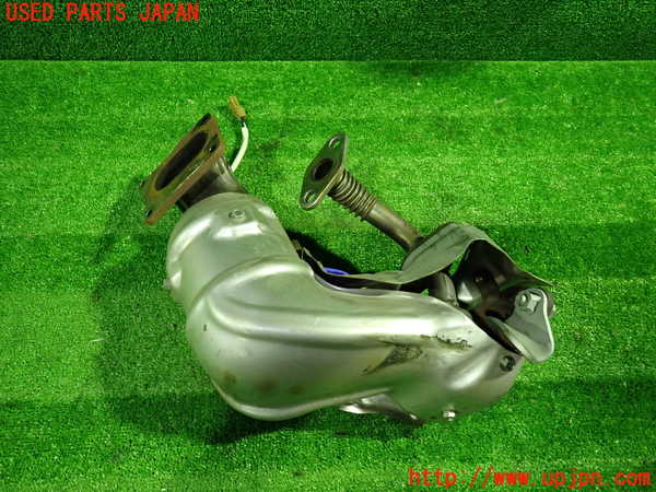 1UPJ-9239062662]セレナ e-POWER(GFC28)触媒2 中古_2