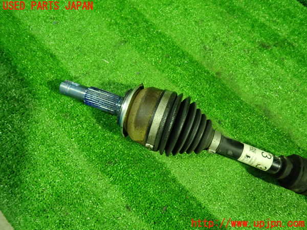 1UPJ-9239064015]セレナ e-POWER(GFC28)左フロントドライブシャフト 中古_3