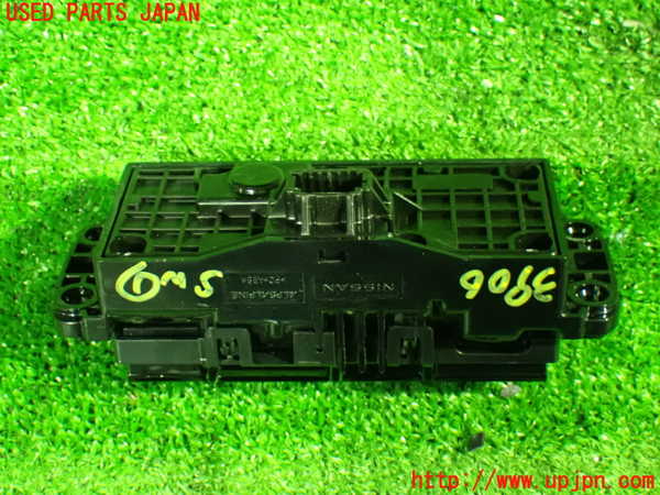 1UPJ-9239066306]セレナ e-POWER(GFC28)スイッチ1(シフト) 中古_2