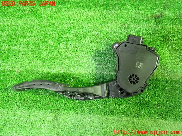 1UPJ-9239066381]セレナ e-POWER(GFC28)センサー1(アクセルペダル) 中古_3