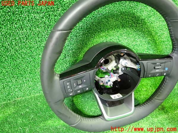1UPJ-9239067855]セレナ e-POWER(GFC28)ステアリングホイール 中古_3
