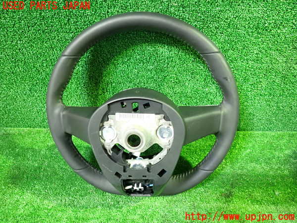 1UPJ-9239067855]セレナ e-POWER(GFC28)ステアリングホイール 中古_4