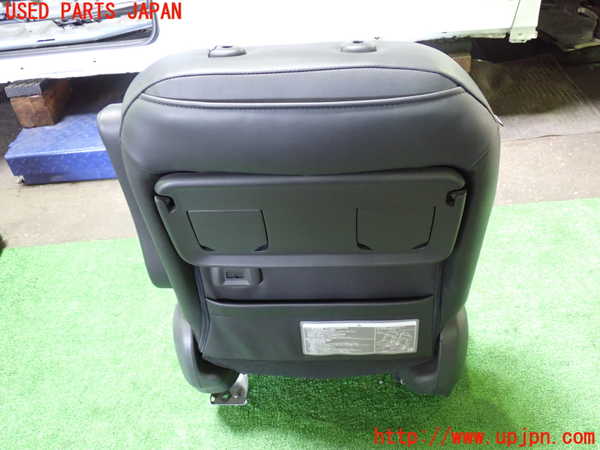1UPJ-9239067035]セレナ e-POWER(GFC28)運転席シート 中古_4