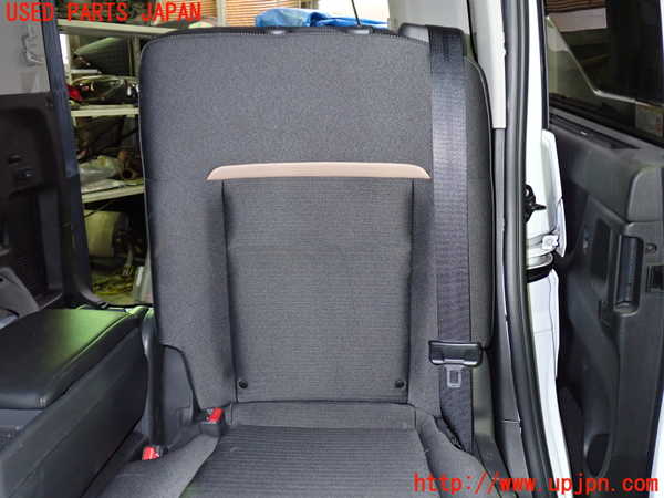 1UPJ-9239067175]セレナ e-POWER(GFC28)左2列目シート 中古_2
