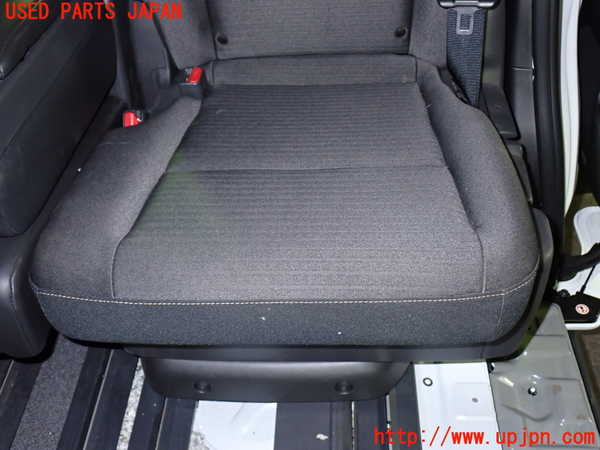 1UPJ-9239067175]セレナ e-POWER(GFC28)左2列目シート 中古_3