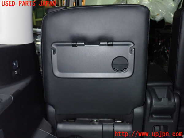 1UPJ-9239067175]セレナ e-POWER(GFC28)左2列目シート 中古_4