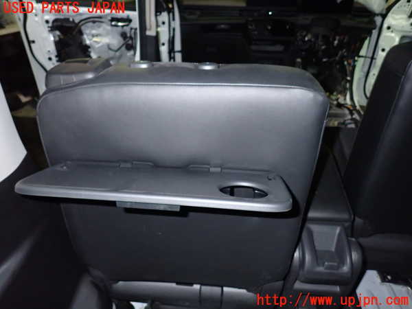 1UPJ-9239067175]セレナ e-POWER(GFC28)左2列目シート 中古_5