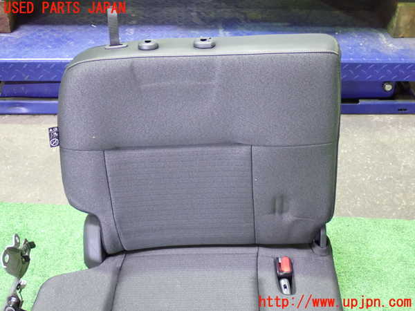 1UPJ-9239067235]セレナ e-POWER(GFC28)右3列目シート 中古_2