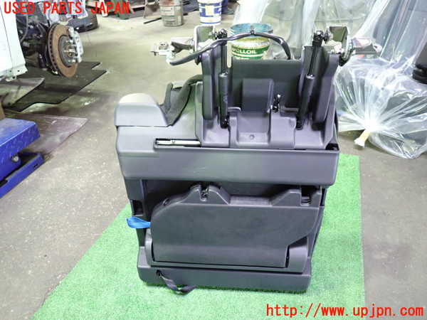 1UPJ-9239067235]セレナ e-POWER(GFC28)右3列目シート 中古_5