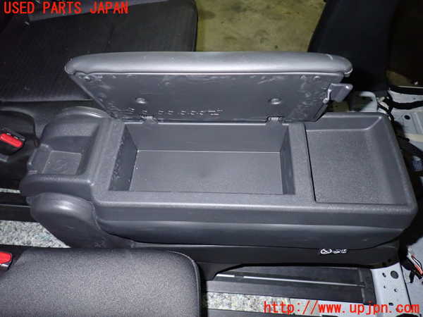 1UPJ-9239067465]セレナ e-POWER(GFC28)補助席 中古_5