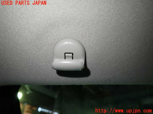 1UPJ-9239067625]セレナ e-POWER(GFC28)室内サンバイザー右側 中古_4