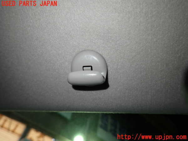 1UPJ-9239067630]セレナ e-POWER(GFC28)室内サンバイザー左側 中古_4
