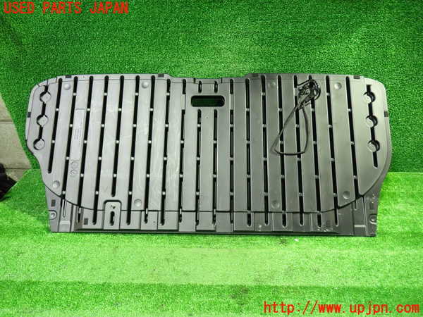 1UPJ-9239067771]セレナ e-POWER(GFC28)ラゲッジトレイ1 中古_2