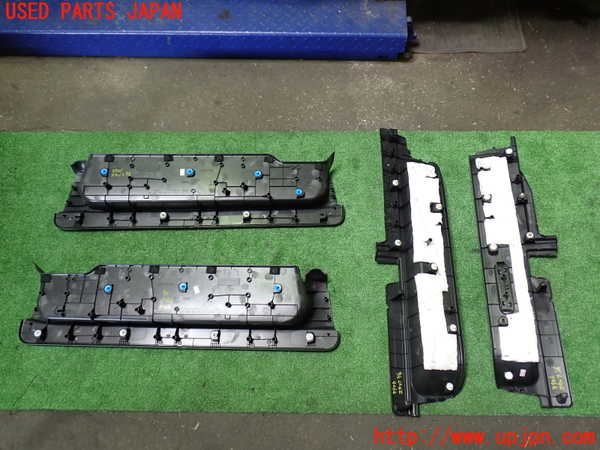 1UPJ-9239067740]セレナ e-POWER(GFC28)スカッフプレート 中古_2