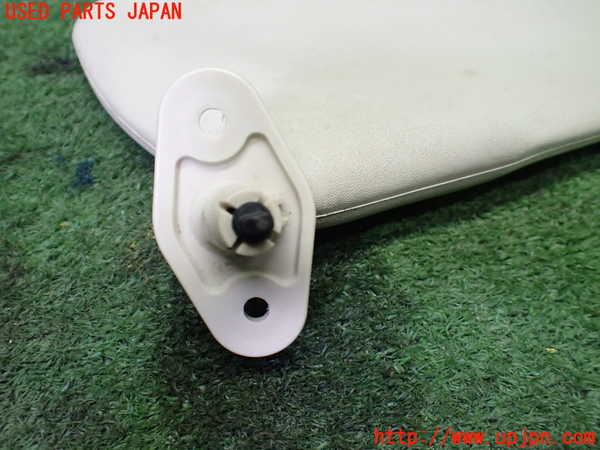 1UPJ-9239077625]パオ(PK10)室内サンバイザー右側 中古_4