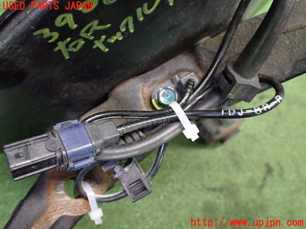 1UPJ-9239084300]S660(JW5)右リアナックルハブ 中古_3