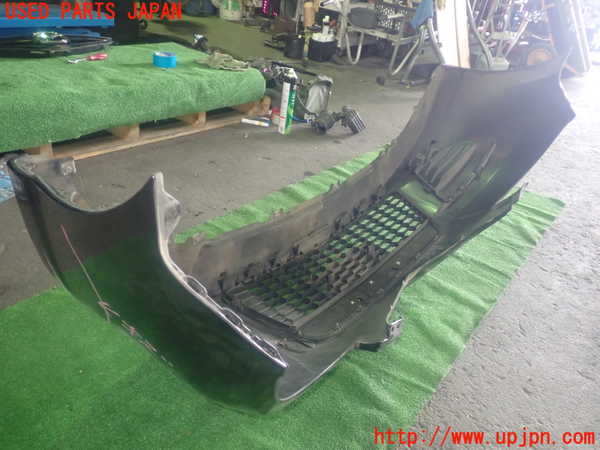 1UPJ-9239091010]プレマシー(CREW)フロントバンパー 中古_5