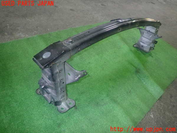 1UPJ-9239091014]プレマシー(CREW)フロントバンパーホースメント 中古_2