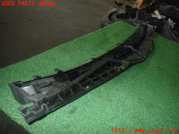 1UPJ-9239091190]プレマシー(CREW)カウルトップ 中古_5