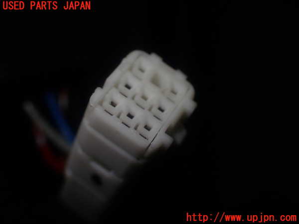1UPJ-9239091210]プレマシー(CREW)右ドアミラー 中古_4