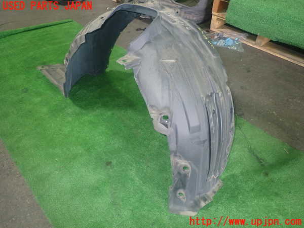 1UPJ-9239091090]プレマシー(CREW)右前フェンダーライナー 中古_2