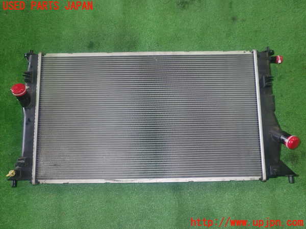 1UPJ-9239092321]プレマシー(CREW)ラジエーター1 中古_2