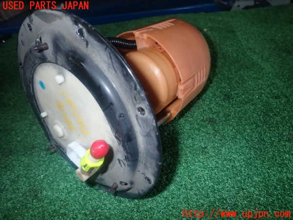 1UPJ-9239092510]プレマシー(CREW)燃料ポンプ 中古_3