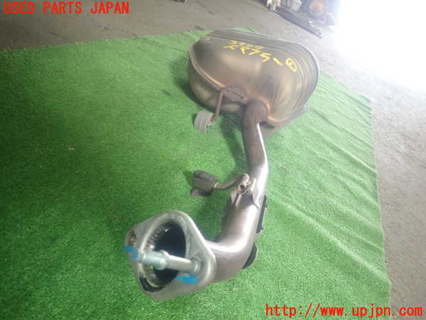 1UPJ-9239092671]プレマシー(CREW)リアマフラー1 中古_3