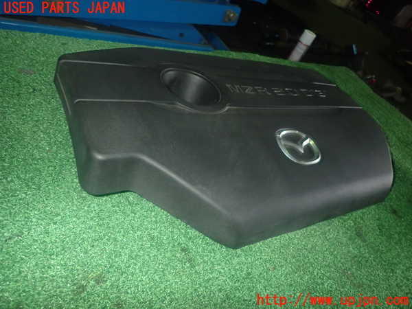 1UPJ-9239092160]プレマシー(CREW)エンジンアッパーカバー 中古_2