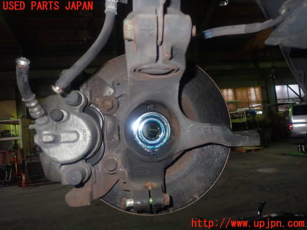 1UPJ-9239094290]プレマシー(CREW)右フロントナックルハブ 中古_2
