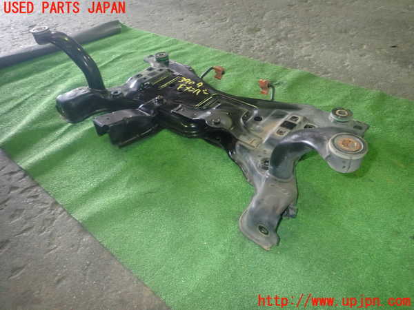 1UPJ-9239095285]プレマシー(CREW)フロントメンバー 中古_2