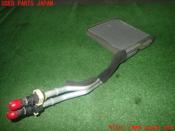1UPJ-9239096100]プレマシー(CREW)ヒーターコア 中古_2