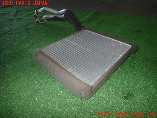 1UPJ-9239096100]プレマシー(CREW)ヒーターコア 中古_3
