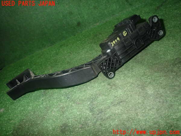 1UPJ-9239096381]プレマシー(CREW)センサー1(アクセルペダル) 中古_3
