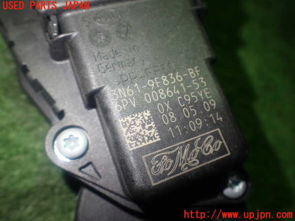 1UPJ-9239096381]プレマシー(CREW)センサー1(アクセルペダル) 中古_4