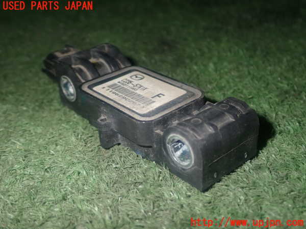 1UPJ-9239096356]プレマシー(CREW)エアバッグセンサー1 中古_2