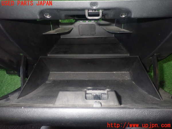 1UPJ-9239097516]プレマシー(CREW)グローブボックス1 中古_4