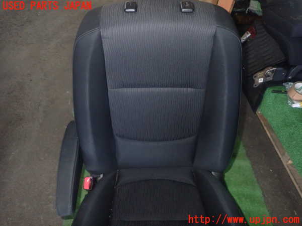 1UPJ-9239097065]プレマシー(CREW)助手席シート 中古_2