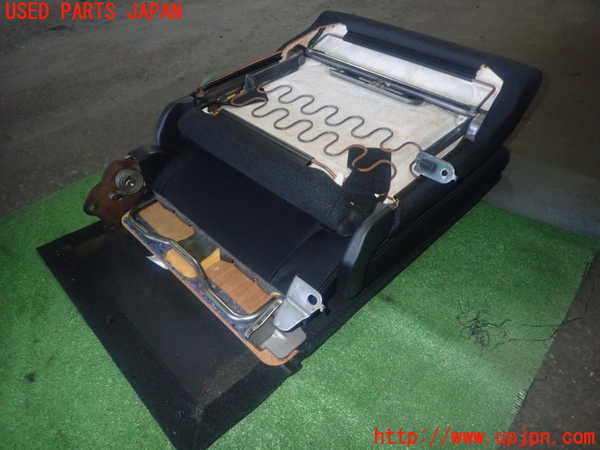 1UPJ-9239097235]プレマシー(CREW)右3列目シート 中古_5