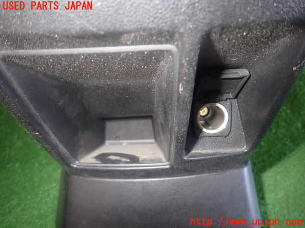1UPJ-9239097549]プレマシー(CREW)コンソール 中古_5