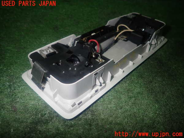 1UPJ-9239096411]プレマシー(CREW)ルームランプ1(1列目) 中古_3