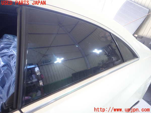 1UPJ-9239101382]ベンツ E250 クーペ C207(207336)左クォーターガラス 中古_2