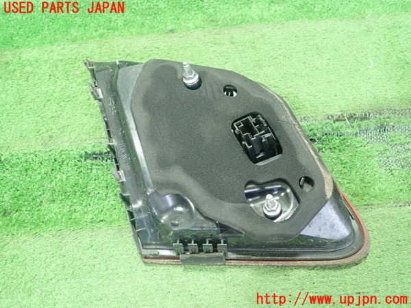 1UPJ-9239101550]ベンツ E250 クーペ C207(207336)右リアフィニッシャー 中古_2