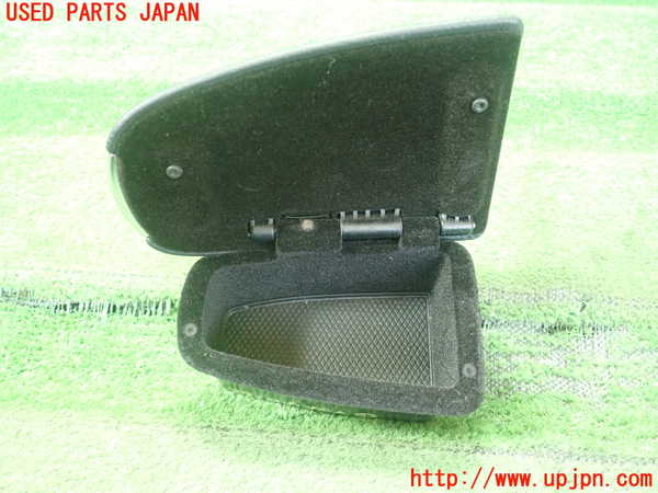 1UPJ-9239107841]ベンツ E250 クーペ C207(207336)小物入れ1 中古_3